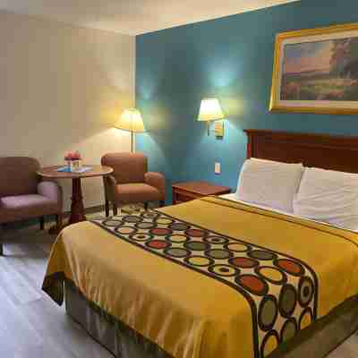 Americas Best Value Inn West Frankfort Rooms