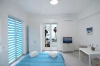 Rocciola Home - Azzurro Apartment Hotels in 
