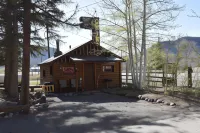 Chinook Cabins & RV Park Hotels in South Fork