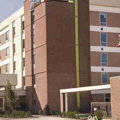 Home2 Suites by Hilton College Station Hotel Exterior