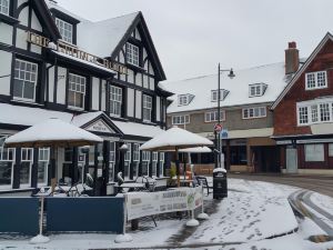 The George Hotel Pangbourne