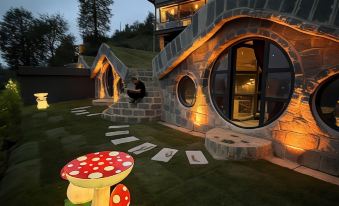 Hobbit Chalet