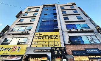 Nine in Masan, Changwon