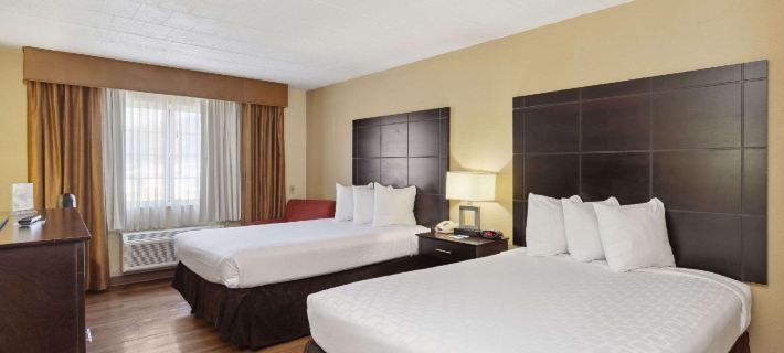 Quality Inn & Suites Morgantown - University Area Hotel di Morgantown