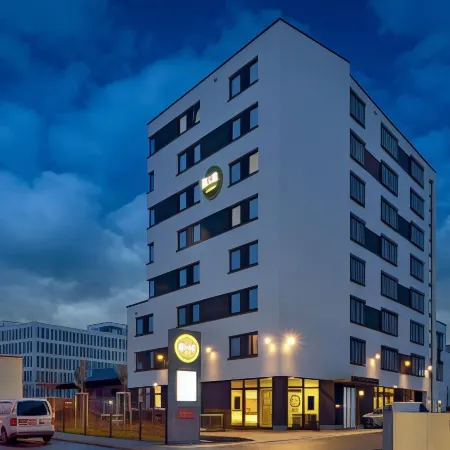 B&B HOTEL Stuttgart-Airport/Messe