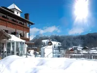 Green Luxury Hotel Pfösl Hotels in der Nähe von Maria Weissenstein - Konvent