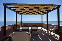 Horizon Beach Hotel