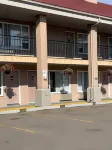 Econo Lodge Inn & Suites