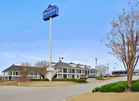 Baymont by Wyndham Sanford Hotels in Sanford