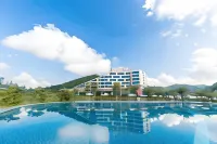 Muong Thanh Luxury Dien Lam - Pools