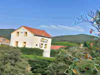 L'Oustaloise Hôtels à : Faugères