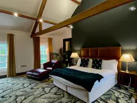 The Cawdor Hotels in Llandybïe