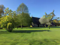 L'Auberge du Mont Hotels in Fauguernon