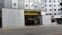 布魯狗肯尼爾斯阿伯丁 Aberdeen Town House附近的飯店