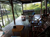 Aple Homestay