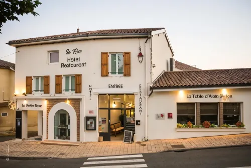Hôtel-Restaurant La Rose Hôtels à : Fleurie