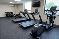 La Quinta Inn & Suites by Wyndham New Haven Hotels in West Haven