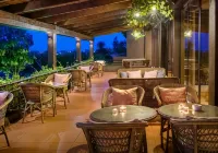 Evora Hotel - พร้อมอาหารเช้า