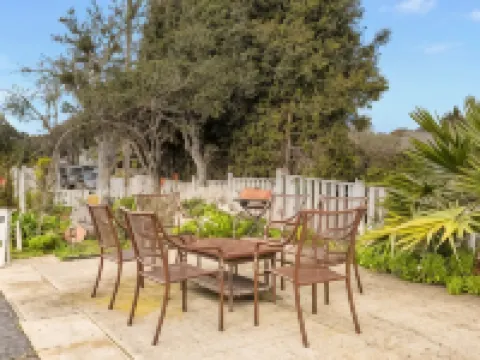 スコティッシュ フェアウェイ イン デル・モンティ・ビーチ周辺のホテル