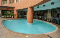 Hotel Dann Carlton Cali - Uima-altaat