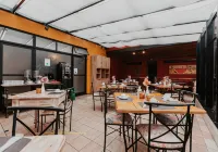 Kastel Itaipava Hotel di Itaipava