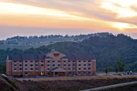 Fairfield Inn & Suites Morgantown Hotels in 