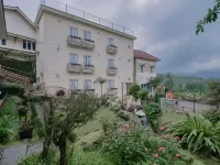 Urbanview Hotel Mon Bel Cibodas by RedDoorz Hotels in Cipanas