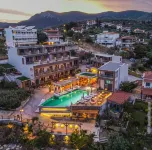 Del Mare Suites Hôtels à : Glifa