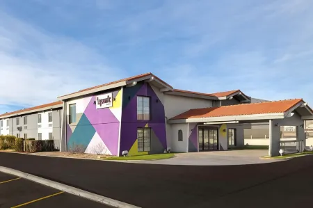 Spark by Hilton Rock Springs Отели рядом с достопримечательностью «Парк Эверс»