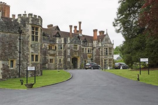 Rhinefield House Hotel - Housity