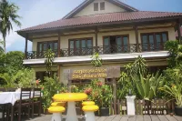 Sengahloune Villa Hotels near Don Det