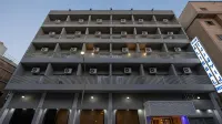 Aliqbal Hotel فنادق في 