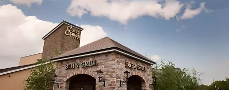 Corr's Corner Hotel Отели рядом с достопримечательностью «Библиотека Каррикфергус»