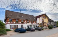 Bodensee Hotel Restaurant Storchen Uhldingen Hotels in der Nähe von Affenberg Salem