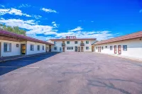 Love Hotels Silver Street by OYO at Hurley WI Hotels in Gogebic County