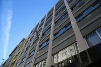 Hotel Spot Family Suites Hotels in Порто