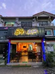 84 Bar & Guesthouse Các khách sạn gần Kathu Waterfall