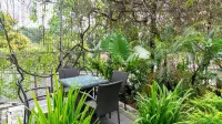 Meize City Center Hotel dekat Jalan Braga