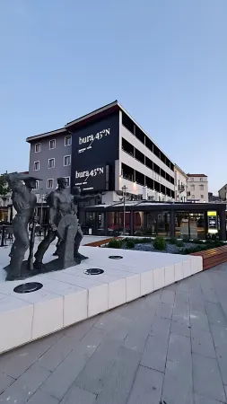 Boutique Hotel Bura 45N