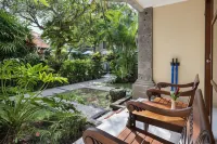 Adhi Jaya Hotel Hotel in zona DaLa Spa at Alaya Resort Kuta