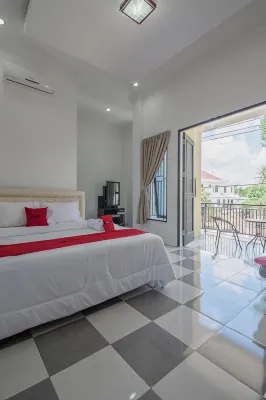 RedDoorz near Sultan Thaha Airport Jambi Hotel di Jambi