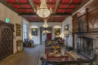 Weston Manor Hotel فنادق في Cherwell