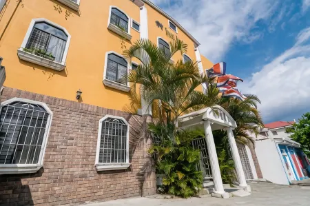 Hotel Amón Real Costa Rica Отели в г. Санто Томас