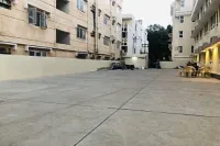 スリ パルティ ホテル
