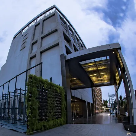 Kpm Tripenta Hotel
