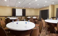Hampton Inn Charleston-Southridge