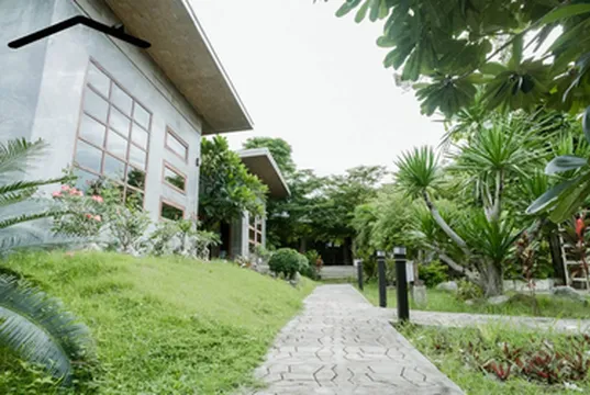 รูปภาพของบ้านเพื่อน โฮเทล&พลูวิลล่า