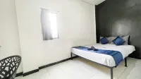 NamRoom at Kalimalang Hotels in Pondok Gede