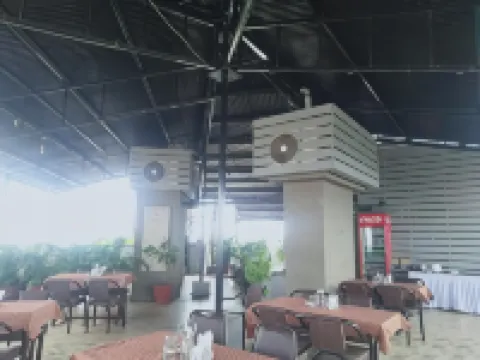 Hotel Udayanraje Palace
