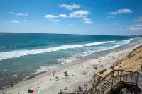 Spacious Condo with Patio and Pools - Charming Coastal Retreat Hotels in Solana Beach
